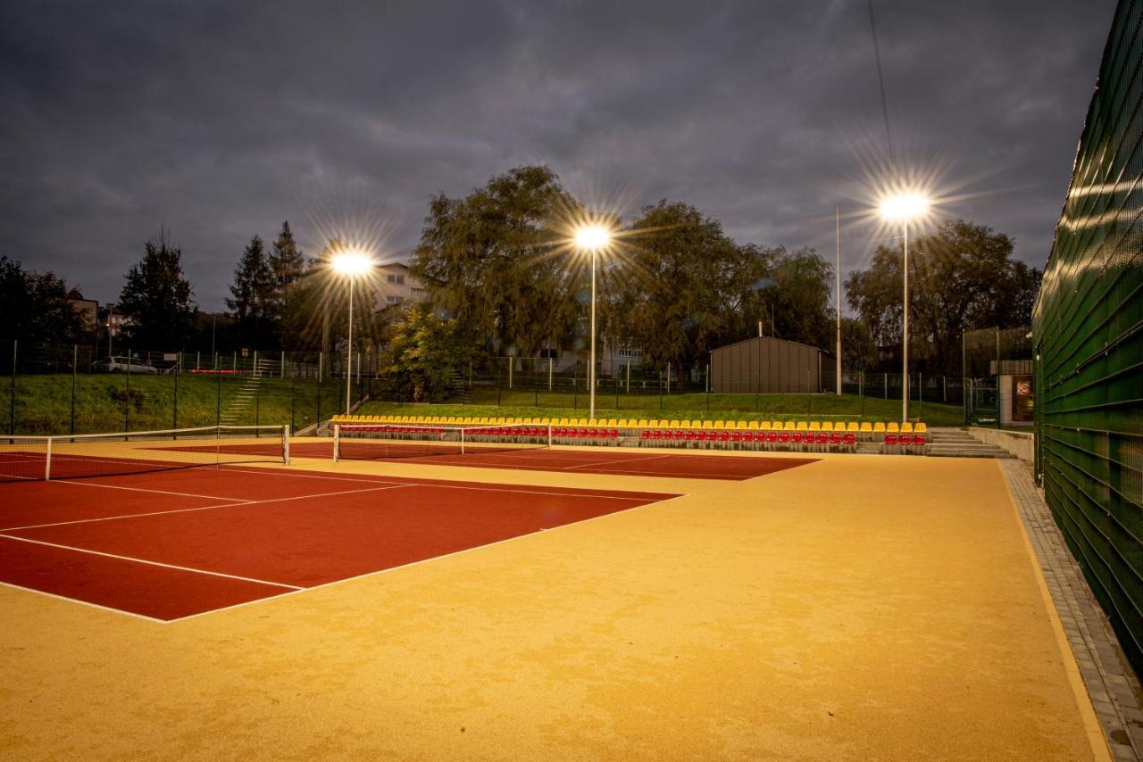 Hostel Pawilon Sportowo Turystyczny Kalwarianka Kalwaria Zebrzydowska Exterior foto