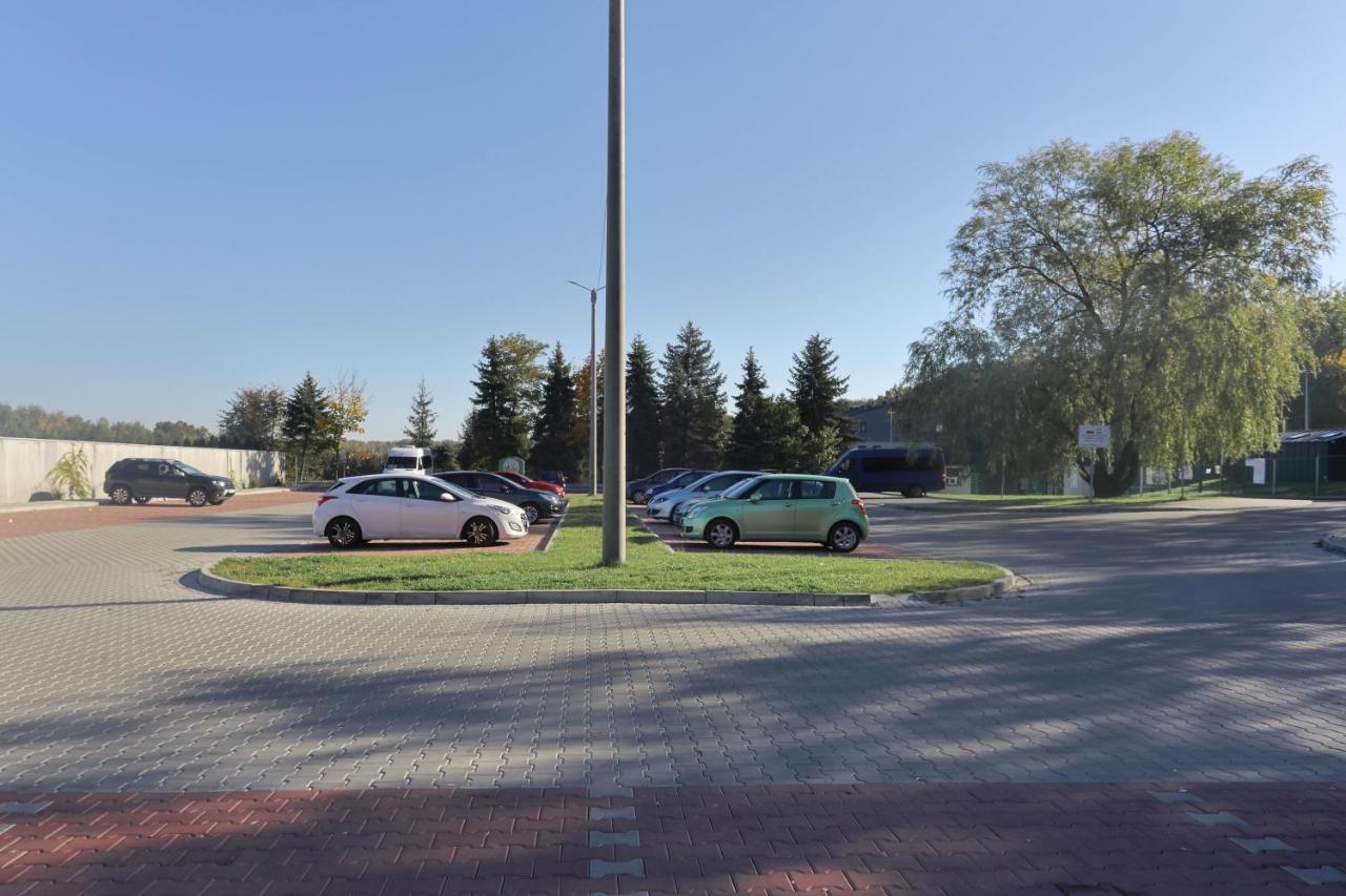 Hostel Pawilon Sportowo Turystyczny Kalwarianka Kalwaria Zebrzydowska Exterior foto