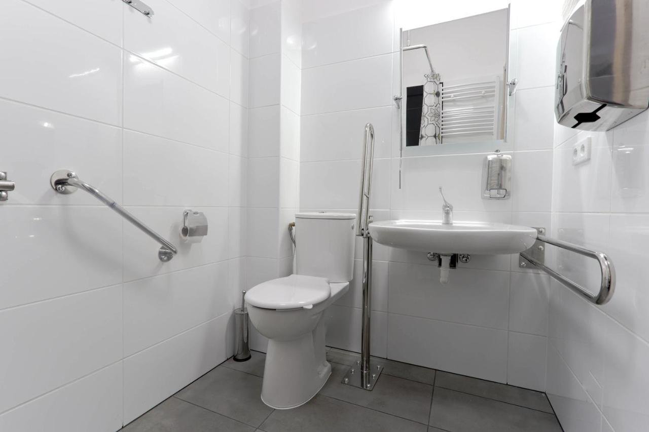 Hostel Pawilon Sportowo Turystyczny Kalwarianka Kalwaria Zebrzydowska Exterior foto